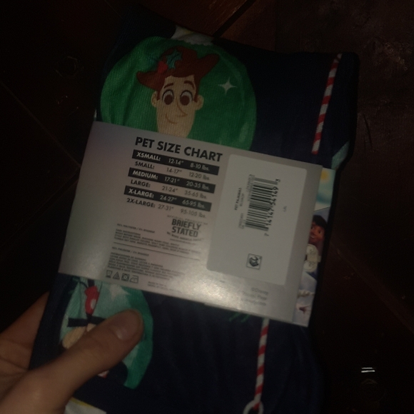 🍀3/15 🆕️ Disney Dog Christmas Shirt's - Picture 2 of 6